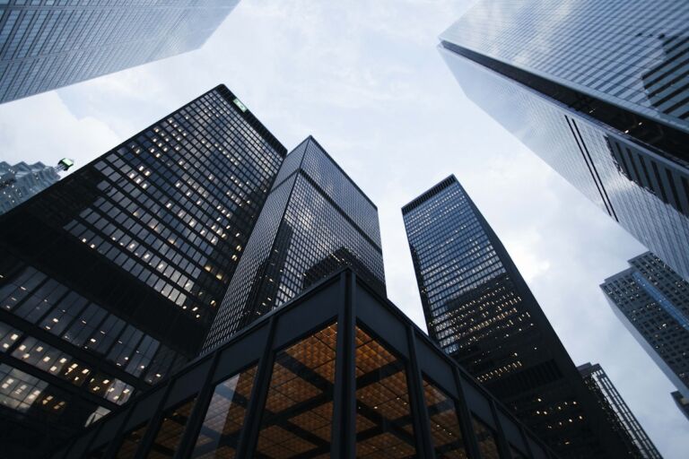 AI Goes Main Street: How Small Businesses Are Using Artificial Intelligence to Compete