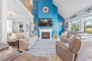 SRS Team Marks 80 Home Sales in Fitchburg, Massachusetts