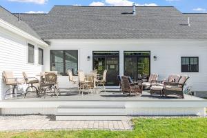 SRS Team Marks 80 Home Sales in Fitchburg, Massachusetts – image 2
