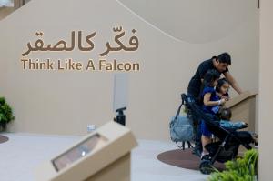 Saudi falcon show turns kids into bird doctors at new veterinary clinic – image 3